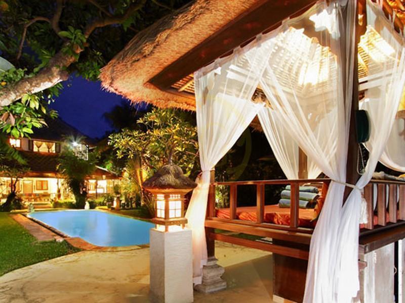 Villa Poppy Seminyak Exterior foto