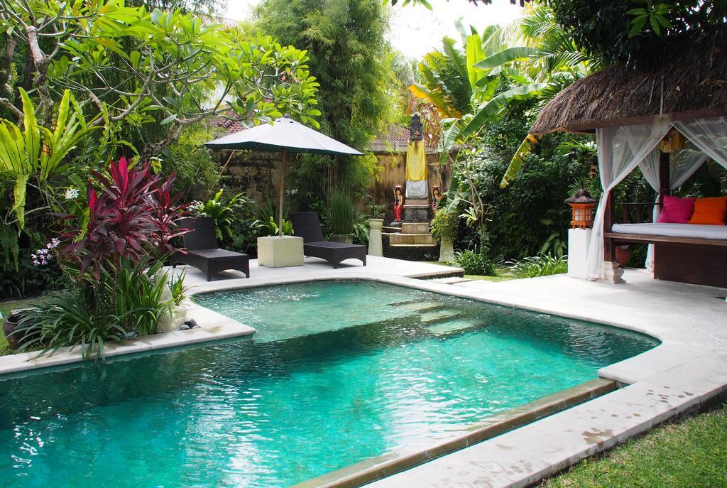 Villa Poppy Seminyak Exterior foto